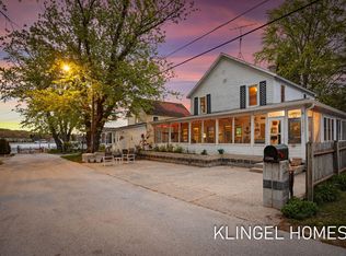 17386 Villa Park Ave, Spring Lake, MI 49456