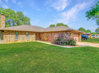 213 Magnolia Ave, Elk City, OK 73644