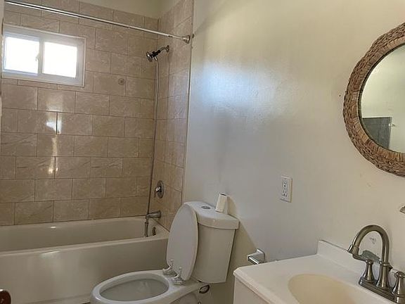 Hallway bathroom on the 2nd floor