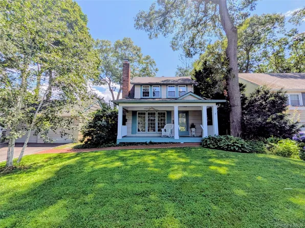 84 Oak Street, Northport, NY 11768