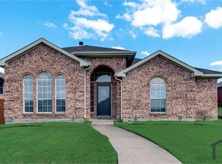 2404 Redfield Dr, Mesquite, TX 75181