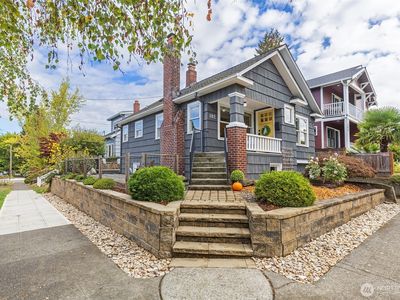 102 NE 60th Street, Seattle, WA, 98115