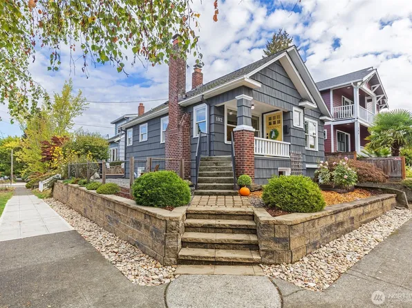 102 NE 60th Street, Seattle, WA 98115