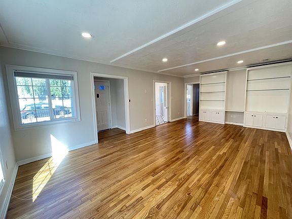 2nd image of 2525 K St