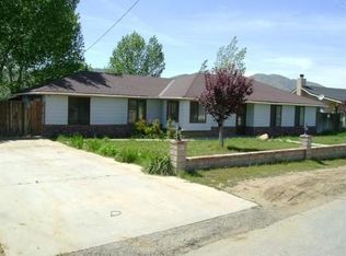 21541 Foothill Dr, Tehachapi, CA 93561