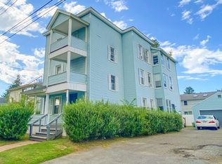 24 Shaw Park Ave, Chicopee, MA 01013