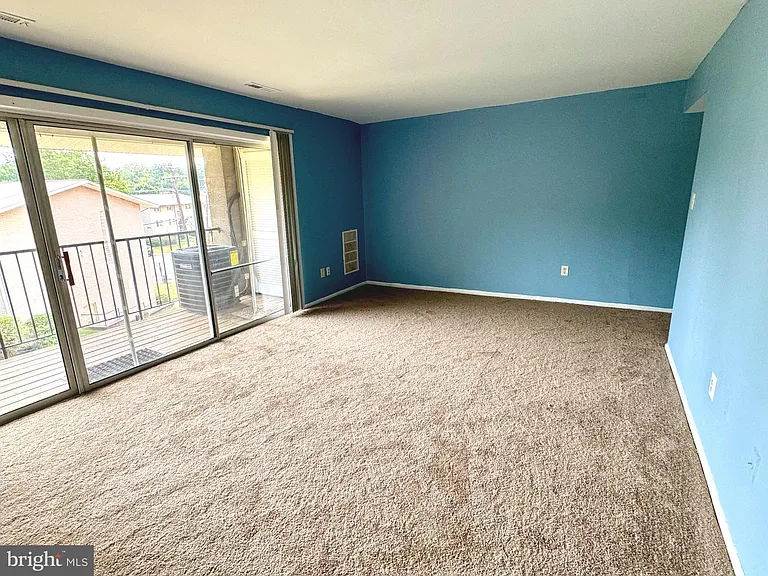 5444 85th Ave #201 — Photo 4