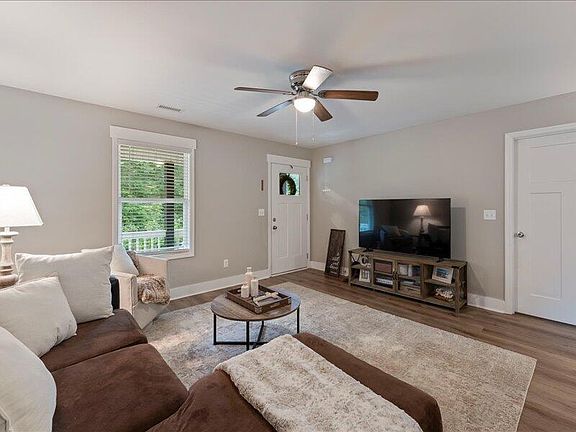5th image of 12086 Old Dayton Pike