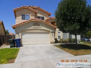885 El Pinal Ln, Los Banos, CA 93635