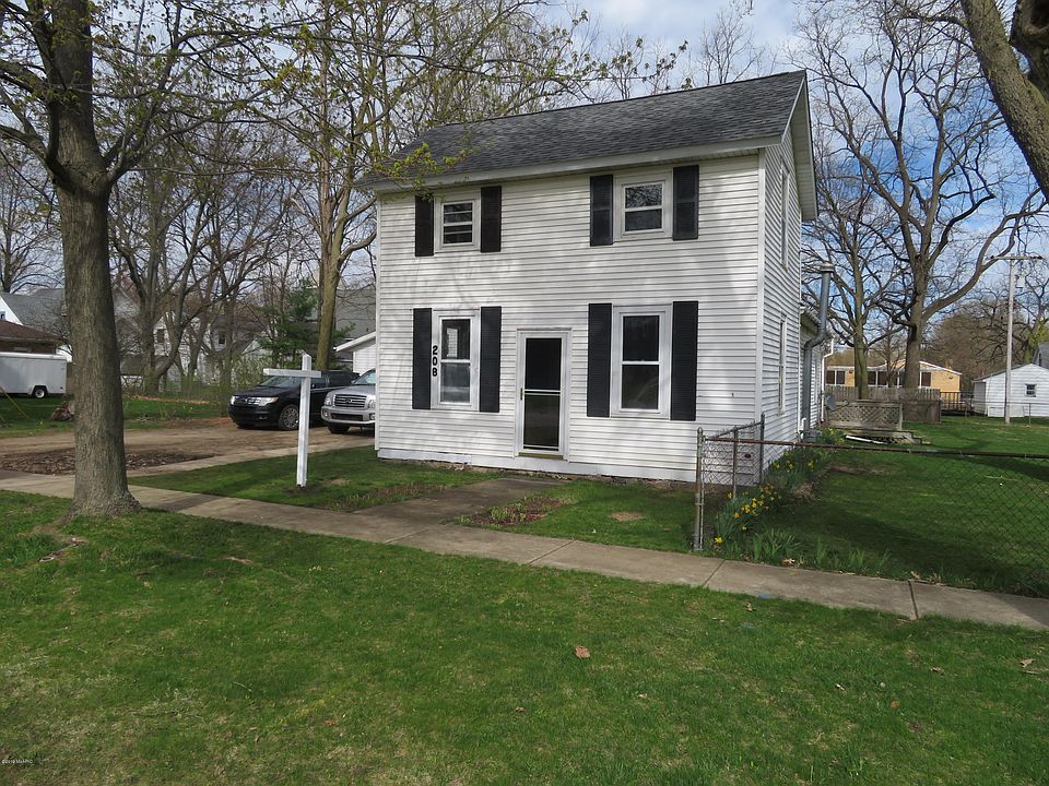 1st image of 208 N Robinson St