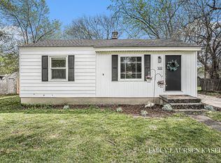 302 Leroy St SW, Wyoming, MI 49548