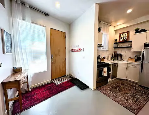 671 Washington Ave N #A — Photo 7