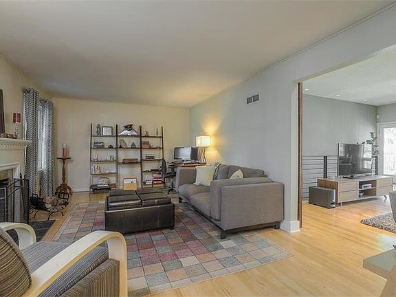 4th image of 6100 Reinhardt Dr