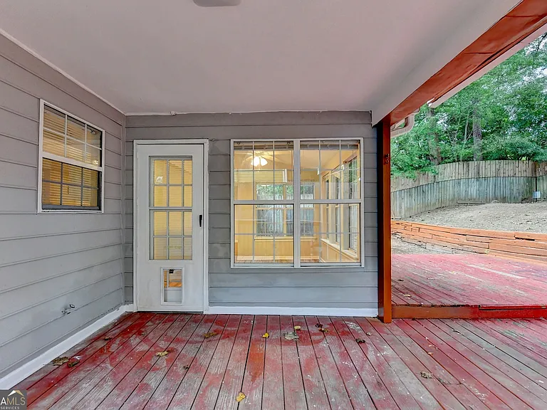 2115 Glynmoore Dr — Photo 44
