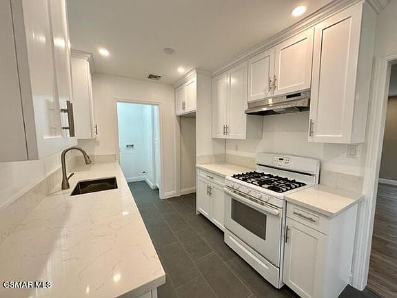 4th image of 6654 Aldea Ave