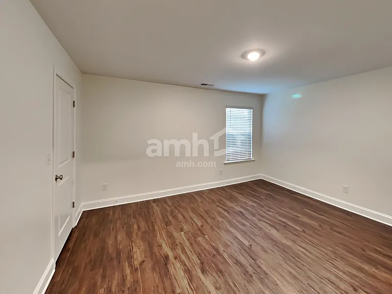549 Rivermist Dr — Photo 18