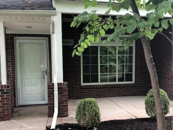 5391 Twin Oaks Dr, Sterling Heights, MI 48314