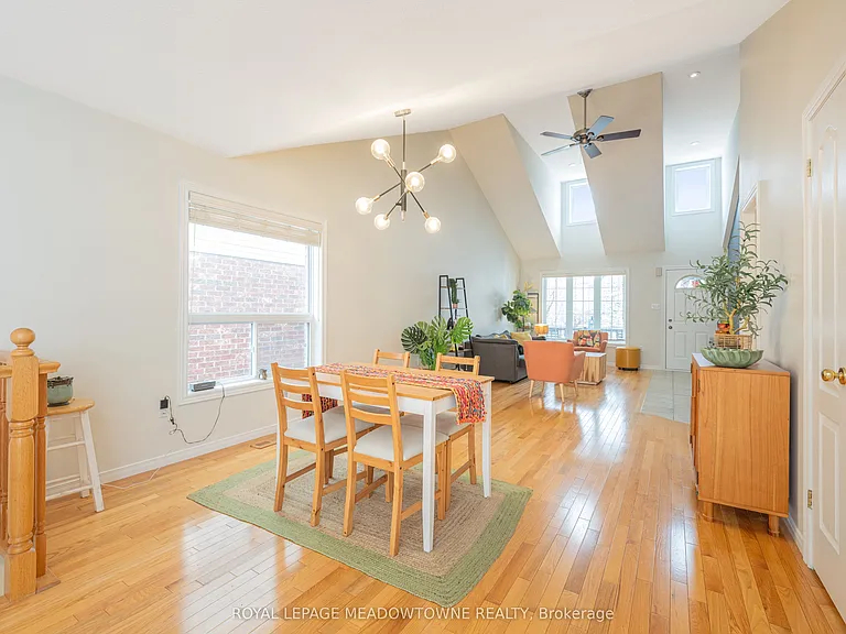 14 Costigan Ct — Photo 9
