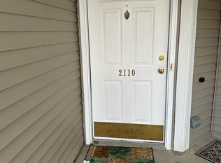 2110 Ridgeview Ct, Parlin, NJ 08859