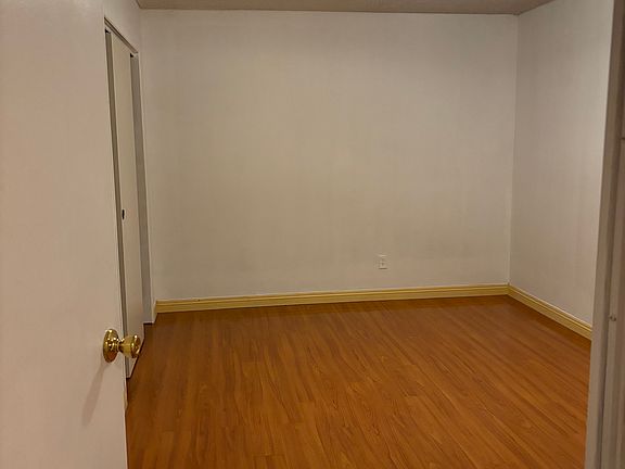 5th image of 2627 Muscatel Ave Unit B