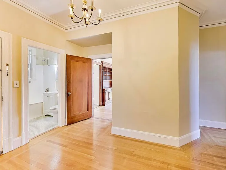 1501 Polk Street — Photo 15