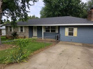 64 N Double Springs Rd, Farmington, AR 72730