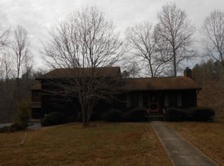 488 Lees Ridge Rd, Martinsville, VA 24112