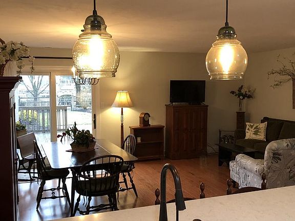 4th image of 1005 Bancroft Pl