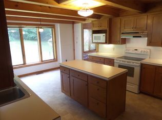 37 Locke Hill Ln, Barrington, NH 03825