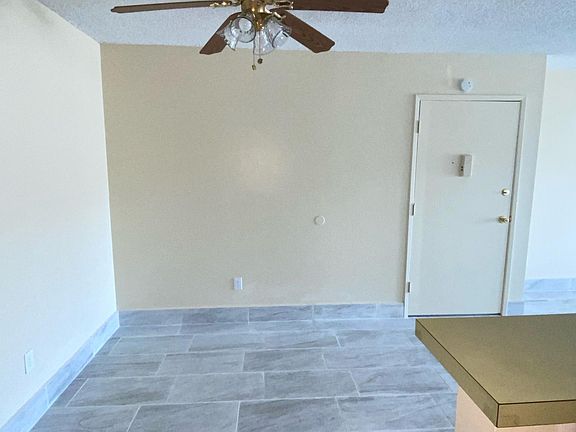 2nd image of 3422 Maricopa St #116