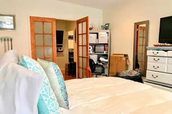 Rented by United Realty Equities | media 11