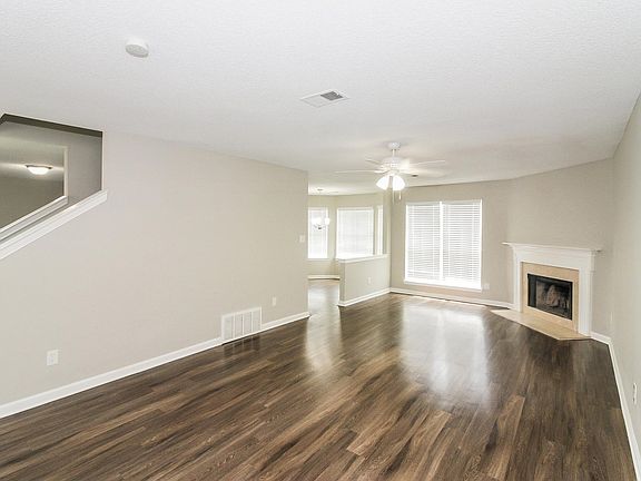 3rd image of 4333 Rainey Woods Cv