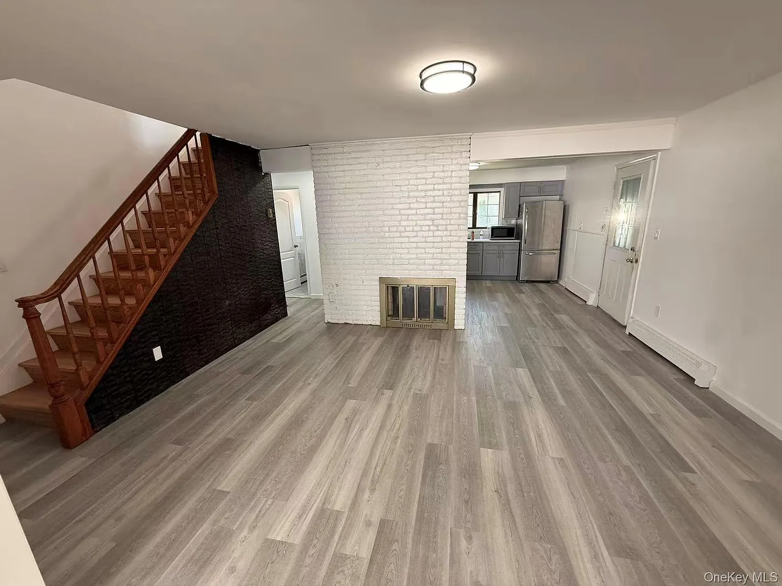 6 bed, 2.0 bath, 1850 sqft, $6,000 — Photo 4