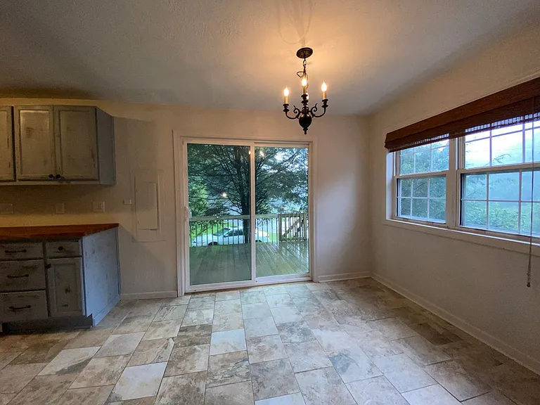 726 Middle Fork Rd — Photo 11