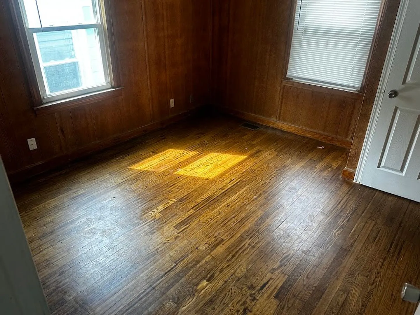 Nice 4BR/1BA house with Appliances — Photo 4