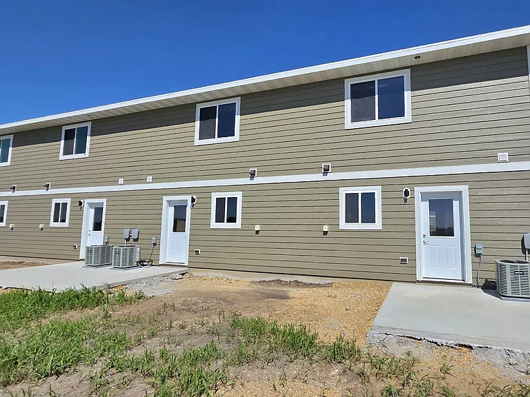 Medary Creek Townhomes — Photo 2
