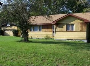 673 Lake Erie St, Conneaut, OH 44030