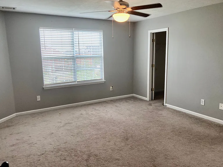 7593 Pleasantville Way — Photo 18