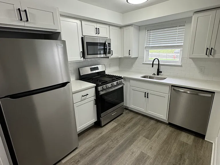 1841 Davisville Rd #B6 — Photo 3