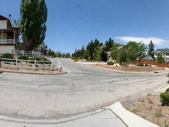 1st image of 220 Mann Dr