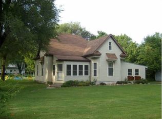 210 E 2nd St, Adrian, MO 64720