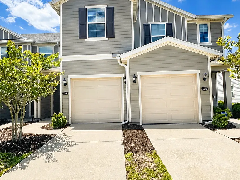 7804 Merchants Way — Photo 1