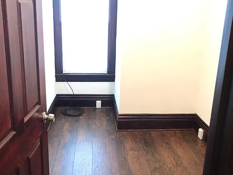 1201 Chestnut St #5 — Photo 5
