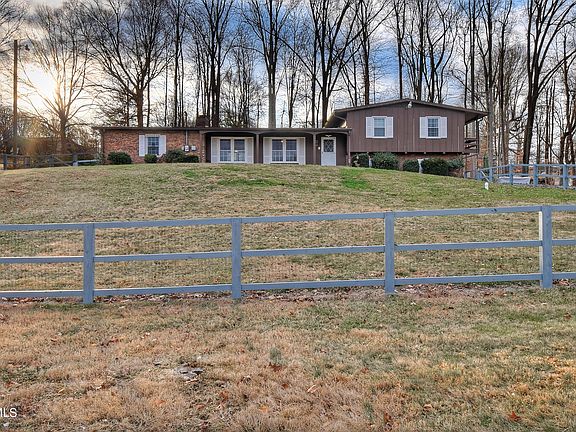 2nd image of 224 Poplar Hill Dr