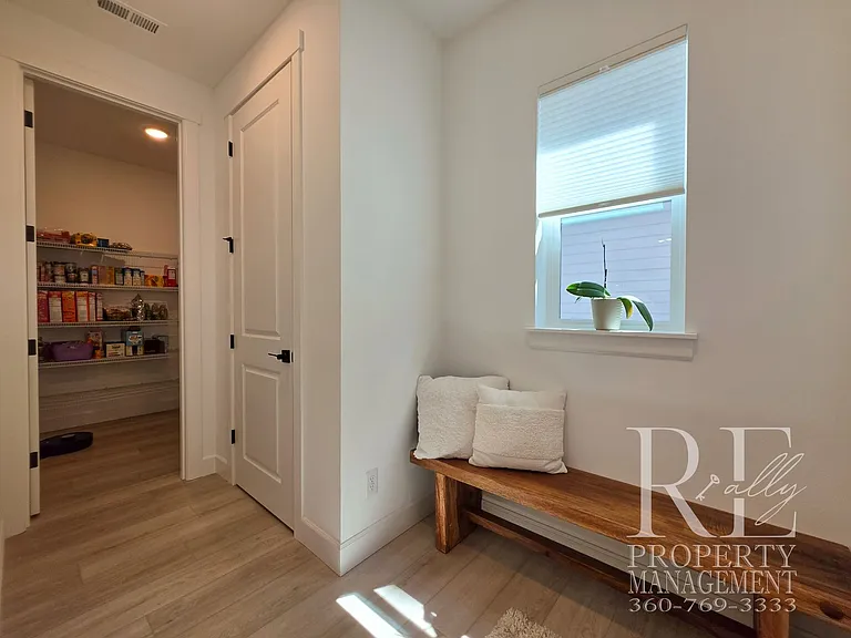 10607 Treasure Dr NW — Photo 11