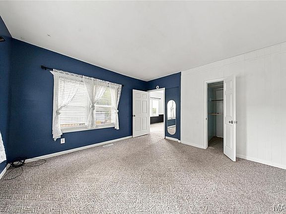 5th image of 807 E 4th St