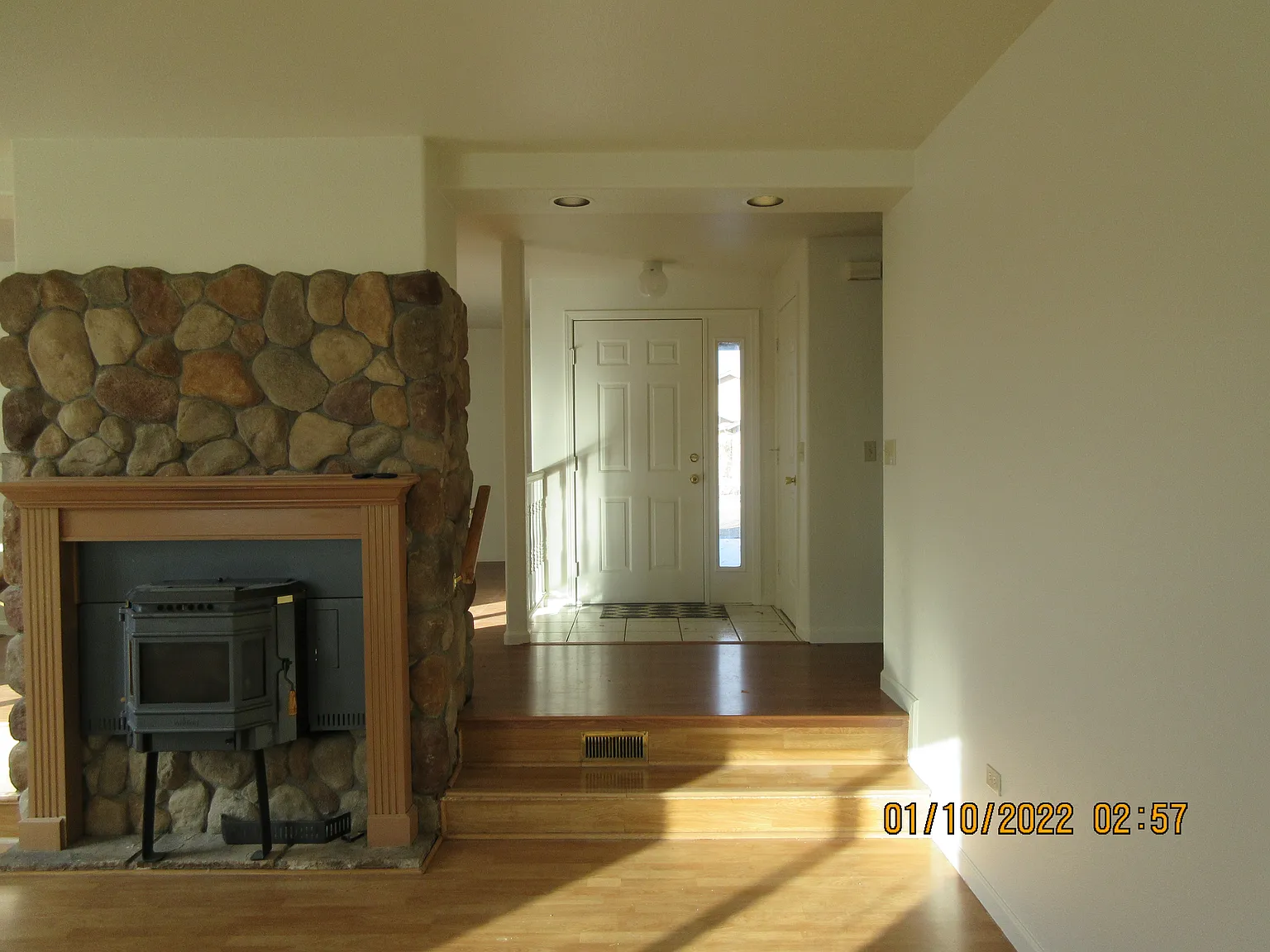 3 bed, 1536 sqft, $2,495 — Photo 4