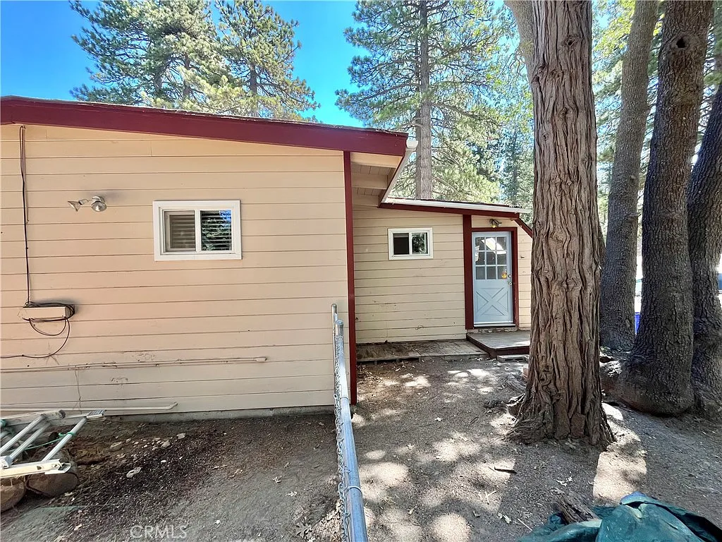 2 bed, 649 sqft, $1,350 — Photo 3