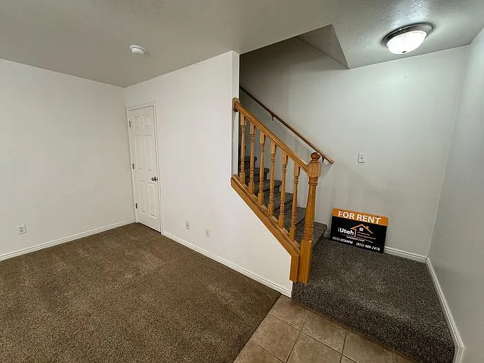 298 E 2350 N — Photo 12