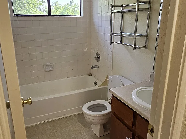 Upstairs bathroom